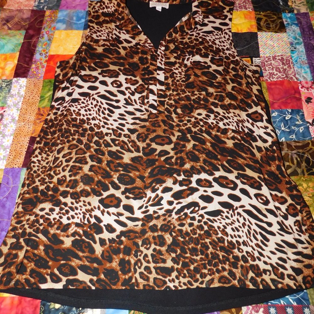 JOSEPH A.~ BEAUTIFUL SLEEVELESS WITH POCKET OVER YOUR HEAD LEOPARD~SZ SMALL